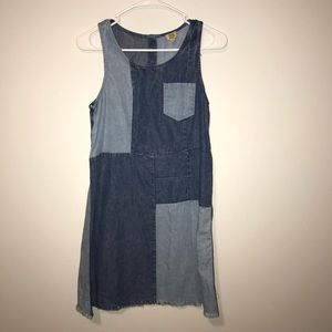 🌸True craft denim patch dress size Small🌸